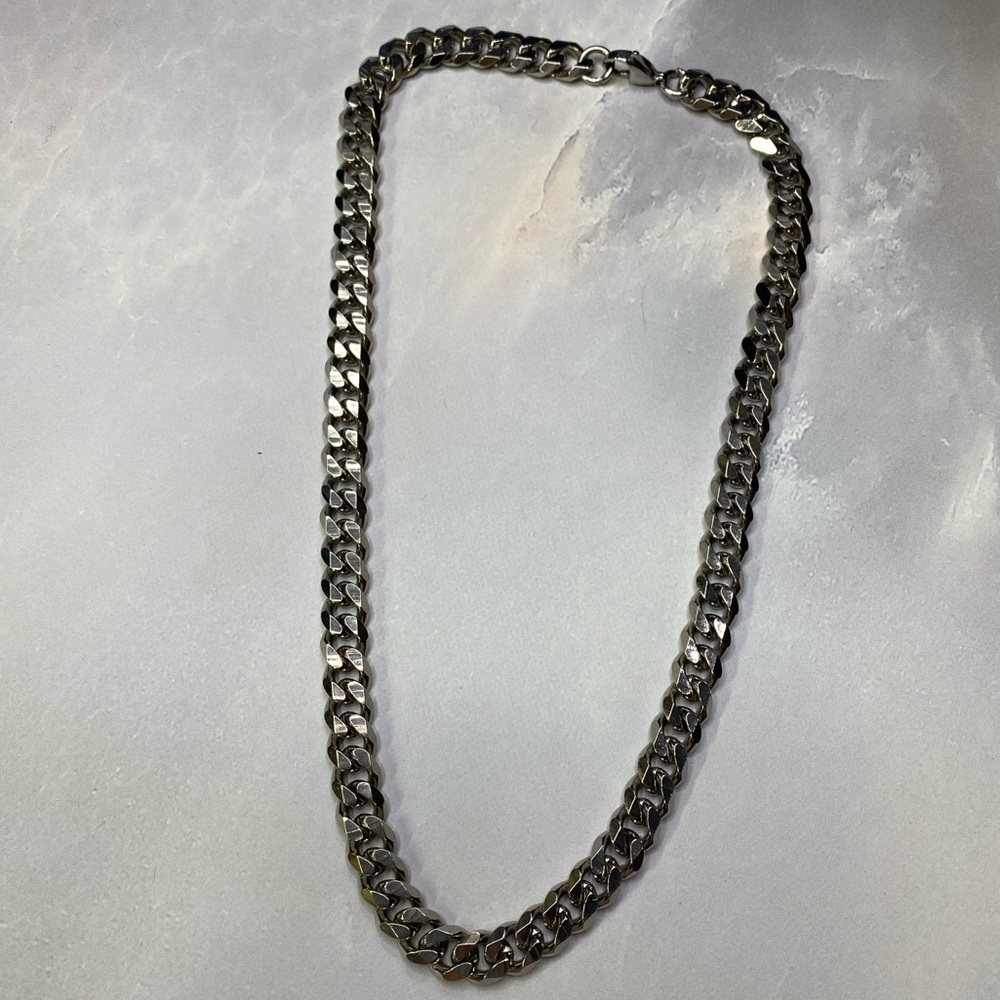 Stainless Steel Waterproof Curb Chain Necklace
